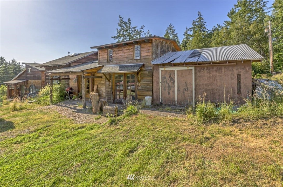 23 Robbins Road Nordland, WA 98358 - Photo 3 of 25 Gallery Image 3