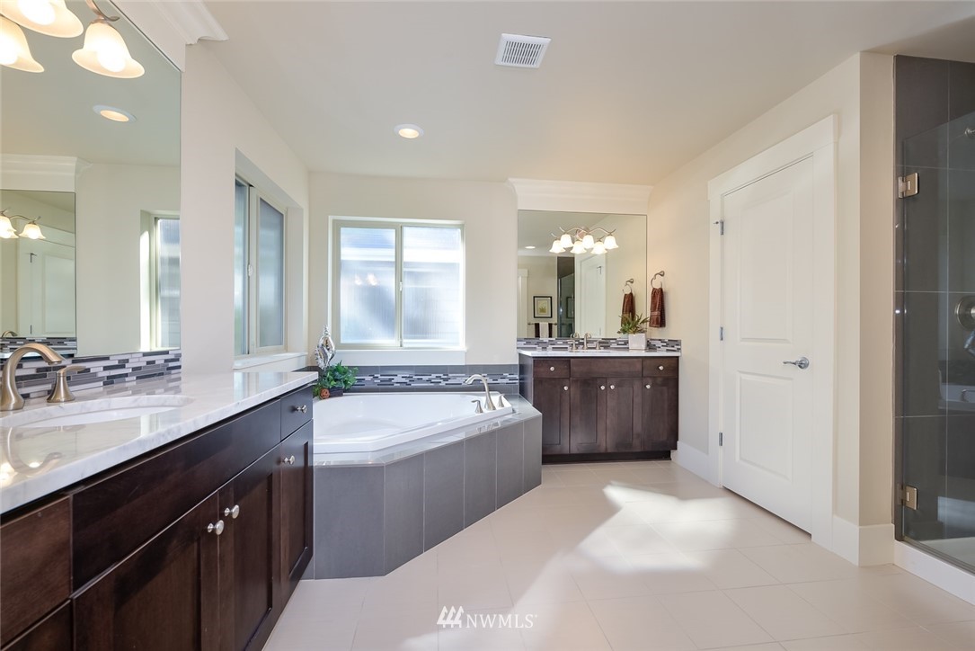 16227 Southeast 135th Place Renton, WA 98059 - Photo 15 of 25 Gallery Image 15