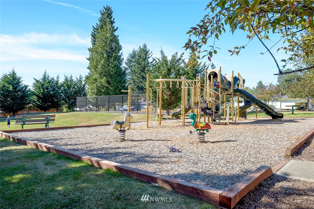 16227 Southeast 135th Place Renton, WA 98059 - Photo 25 of 25 Gallery Image 25