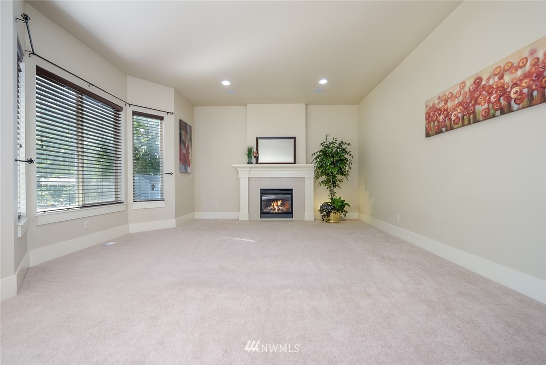 16227 Southeast 135th Place Renton, WA 98059 - Photo 7 of 25 Gallery Image 7