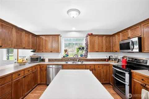 $598,000 | 4730 Mt Baker Highway, Deming, WA 98244