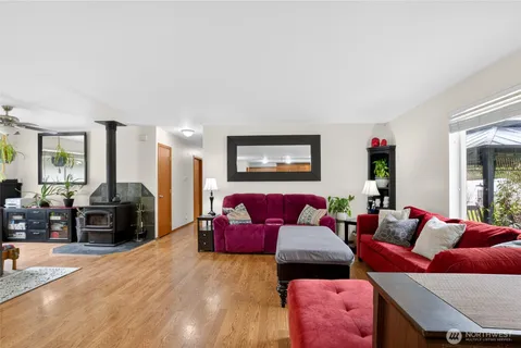 $598,000 | 4730 Mt Baker Highway, Deming, WA 98244