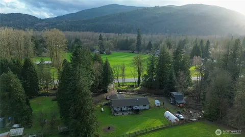 $598,000 | 4730 Mt Baker Highway, Deming, WA 98244