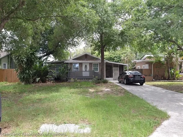 $5,000 | 3767 41st Avenue North, St. Petersburg, FL 33714