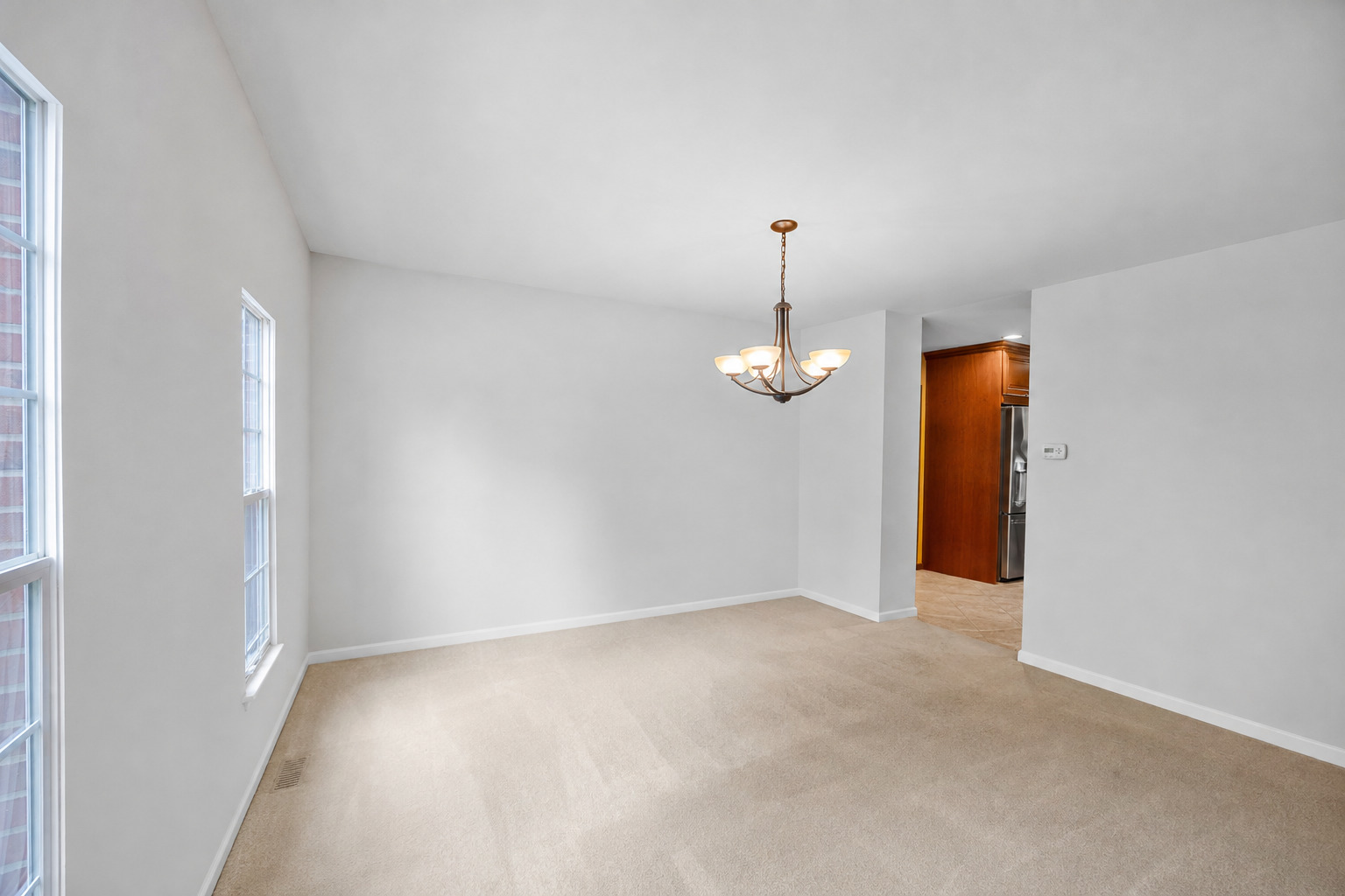 132 Treehouse Road Matteson, IL 60443 - Photo 5 of 34 Gallery Image 5