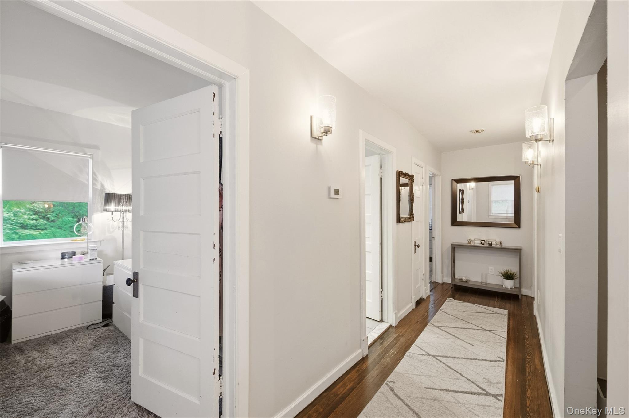 863 Lake Road Huntington, NY 11743 - Photo 15 of 28