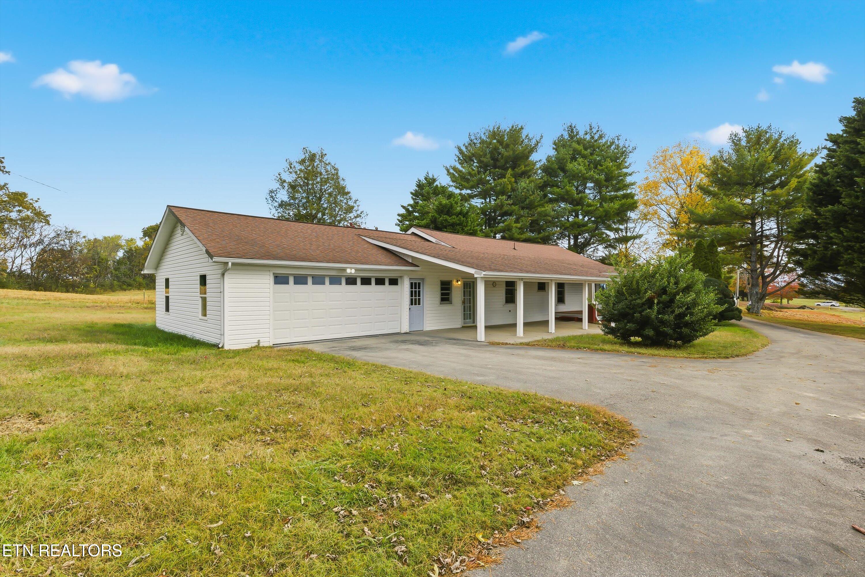 1438 West Hunt Road Maryville, TN 37801 - Photo 2 of 20 Side