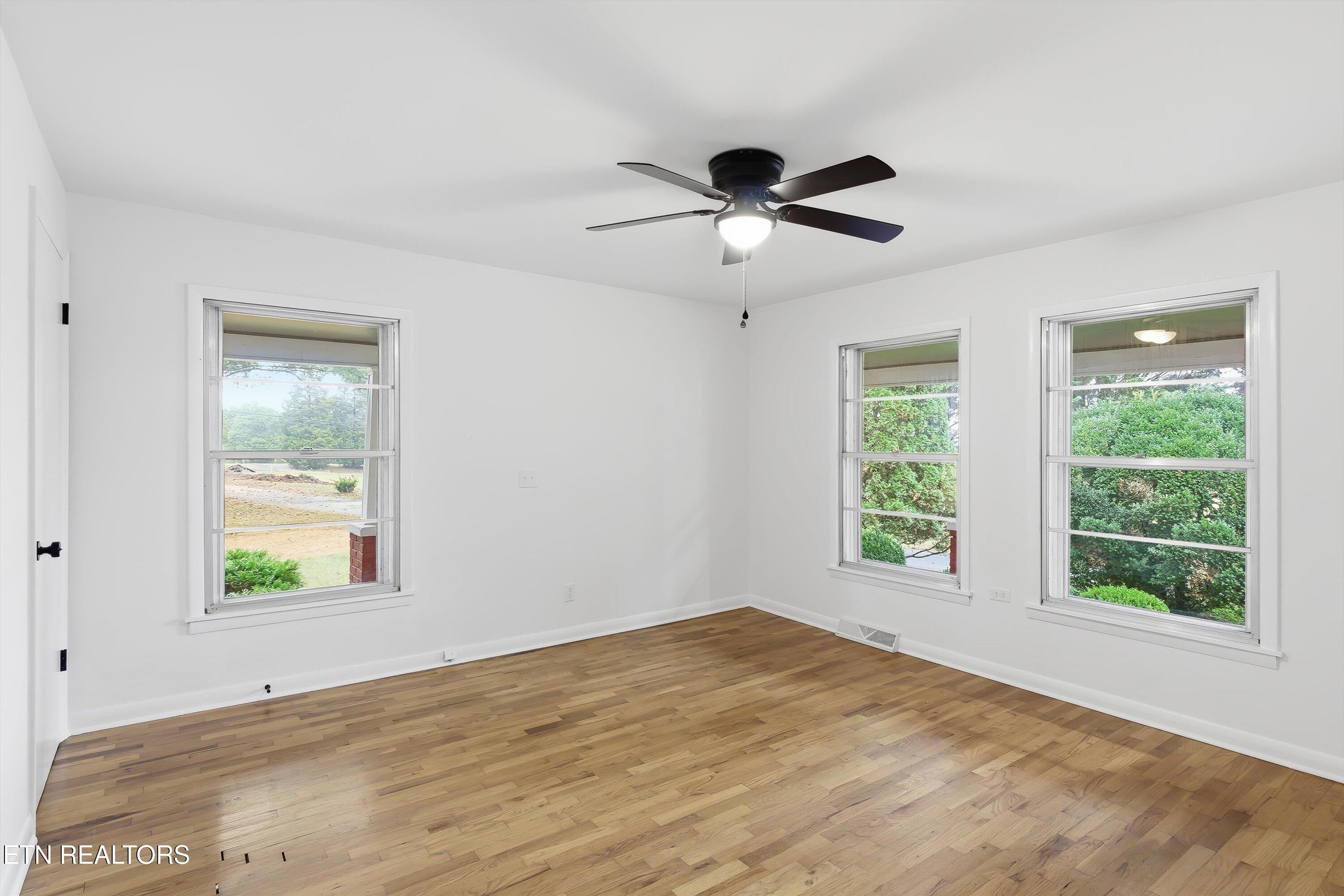 1438 West Hunt Road Maryville, TN 37801 - Photo 10 of 20 Bedroom 1