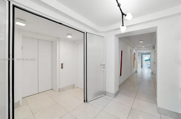 $30,000 | 5801 Collins Avenue, Unit 1200, Miami Beach, FL 33140