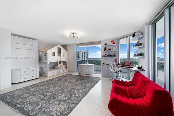 $30,000 | 5801 Collins Avenue, Unit 1200, Miami Beach, FL 33140