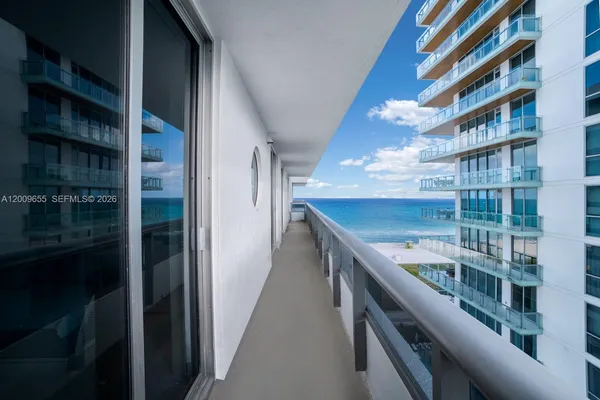 $30,000 | 5801 Collins Avenue, Unit 1200, Miami Beach, FL 33140