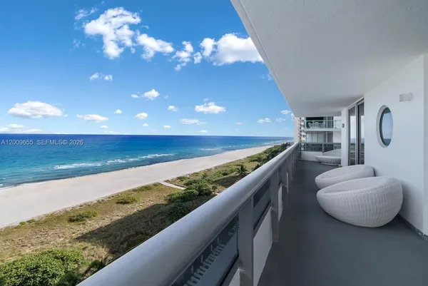 $30,000 | 5801 Collins Avenue, Unit 1200, Miami Beach, FL 33140