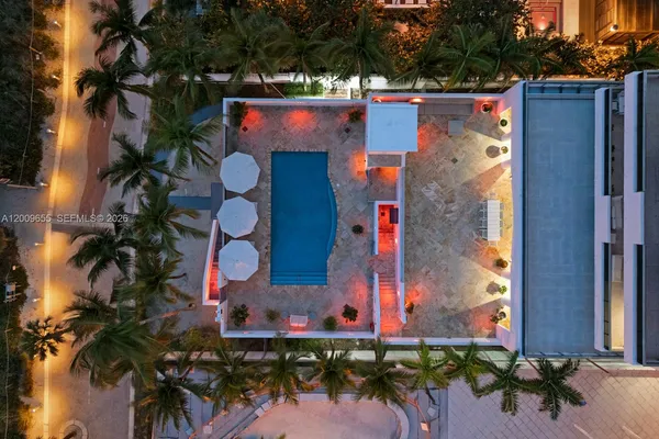 $30,000 | 5801 Collins Avenue, Unit 1200, Miami Beach, FL 33140
