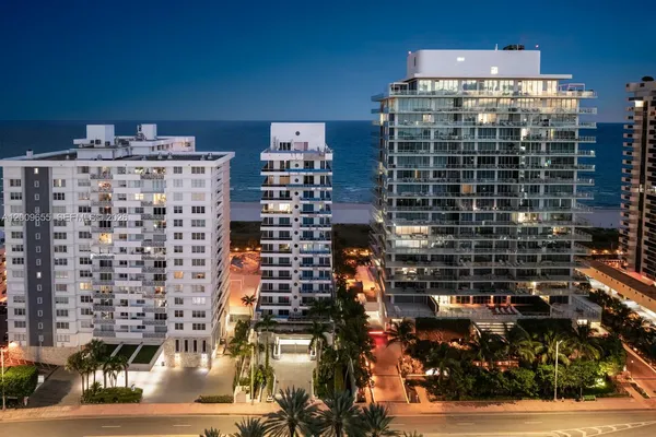 $30,000 | 5801 Collins Avenue, Unit 1200, Miami Beach, FL 33140