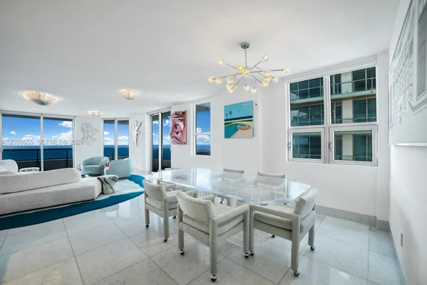$30,000 | 5801 Collins Avenue, Unit 1200, Miami Beach, FL 33140