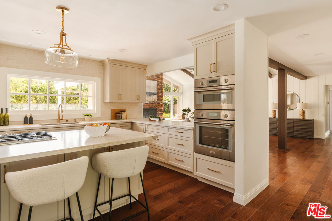 280 Cummings Road Santa Paula, CA 93060 - Photo 7 of 57