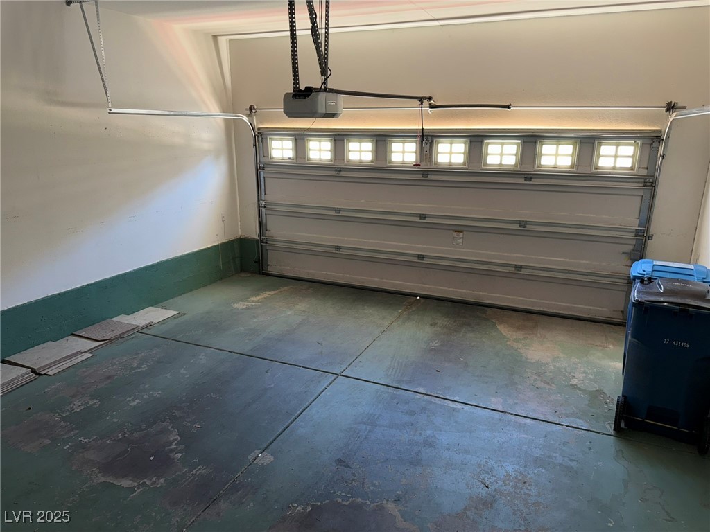985 Prestwick Street Las Vegas, NV 89145 - Photo 19 of 27 Garage with a garage door opener