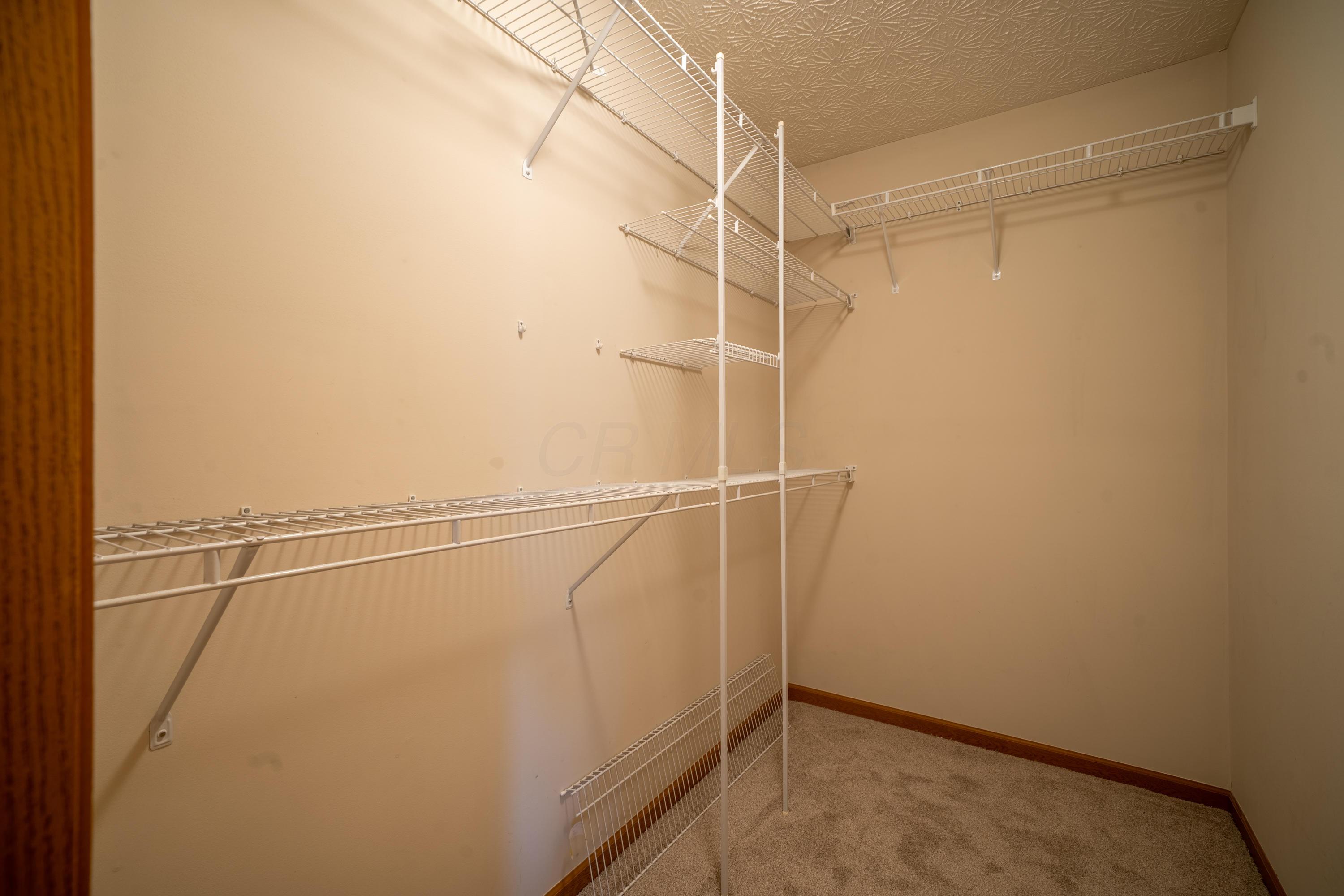 5749 Annmary Road Hilliard, OH 43026 - Photo 22 of 37