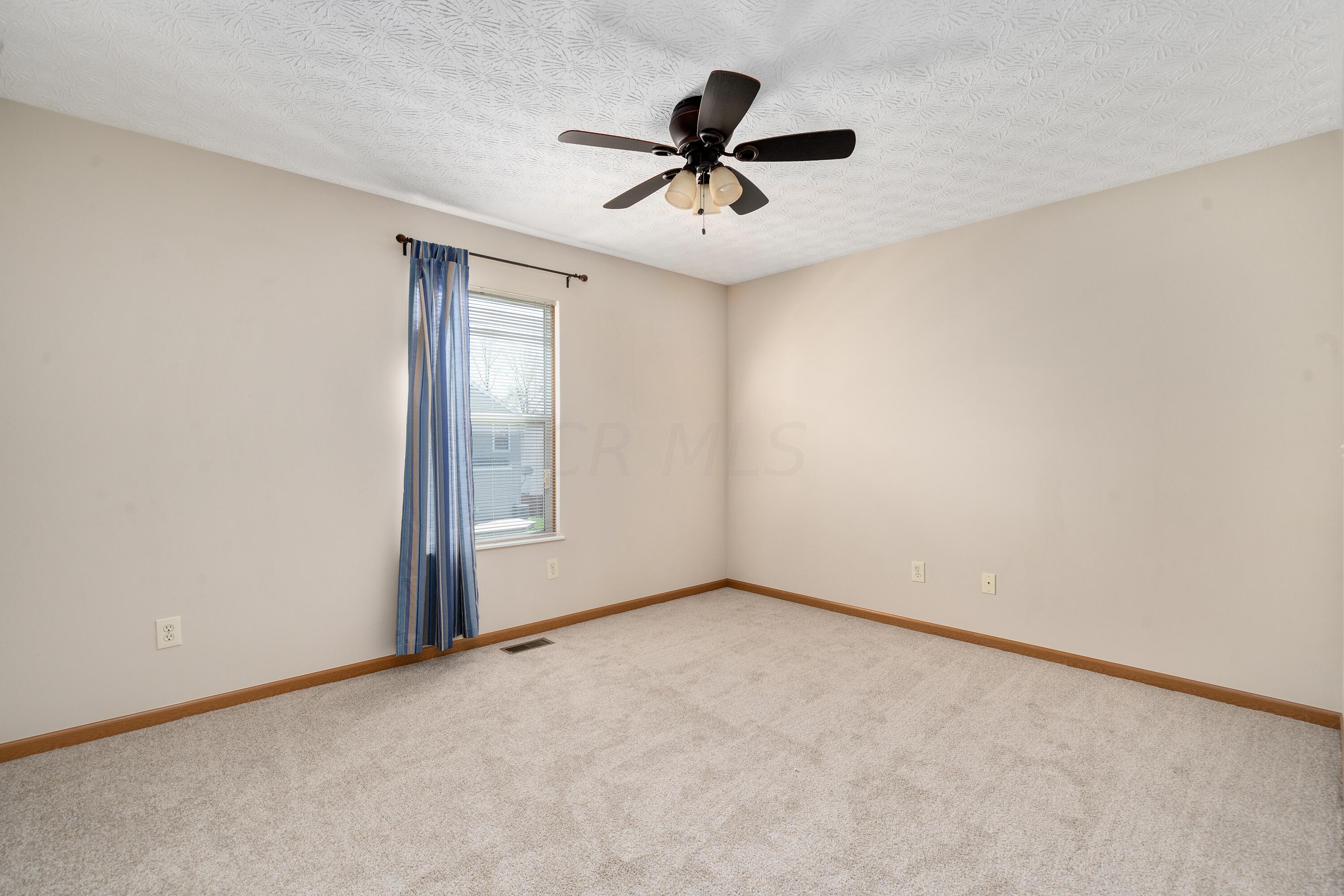 5749 Annmary Road Hilliard, OH 43026 - Photo 23 of 37