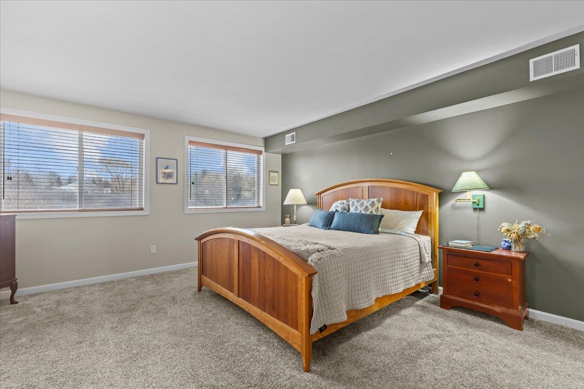 186 Hummingbird Lane South Burlington, VT 05403 - Photo 19 of 35