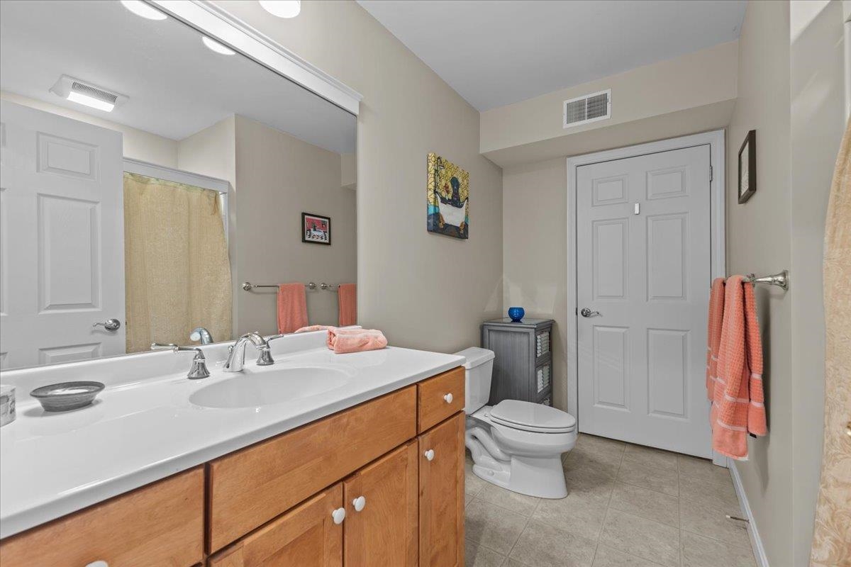 186 Hummingbird Lane South Burlington, VT 05403 - Photo 26 of 35