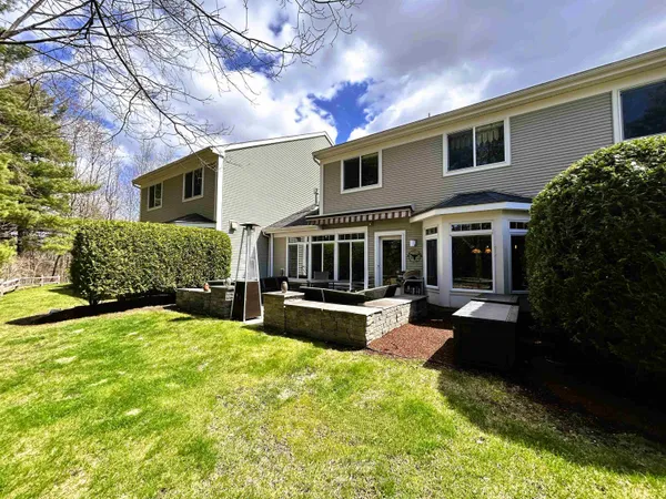 $609,000 | 186 Hummingbird Lane, South Burlington, VT 05403