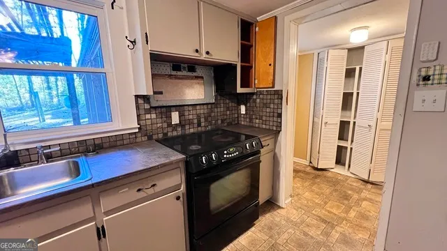 $195,000 | 185 Linda Lane Southeast, Mableton, GA 30126