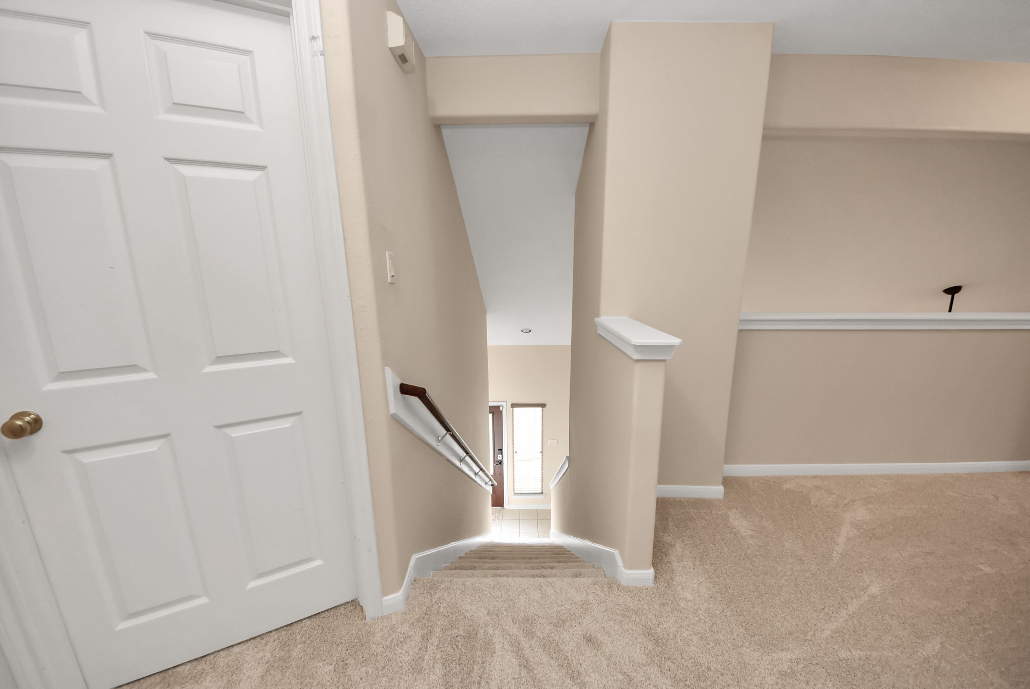 18963 Candlelight Crescent Road Spring, TX 77388 - Photo 27 of 33 Staircase with secure railing.