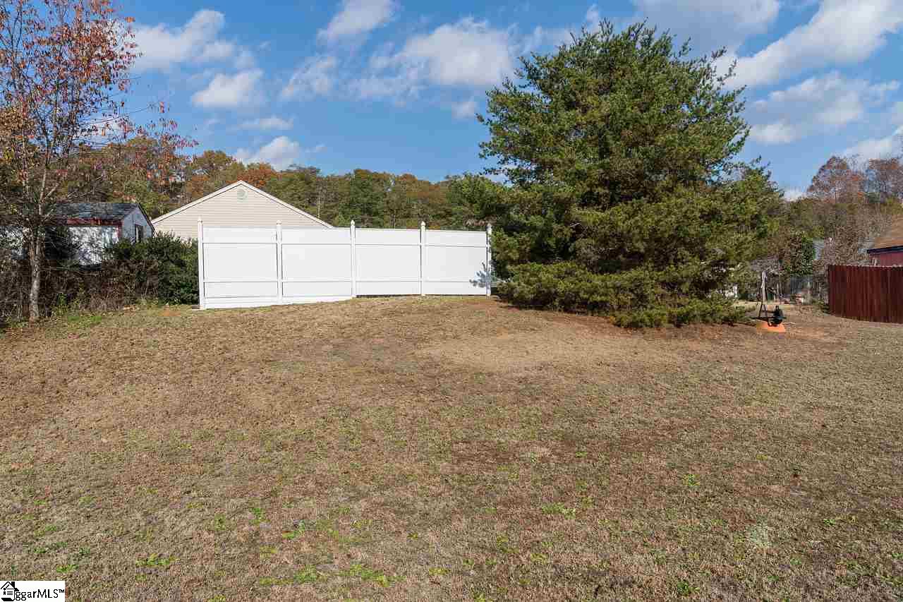 312 Honor Road Duncan, SC 29334 - Photo 5 of 30 Gallery Image 5