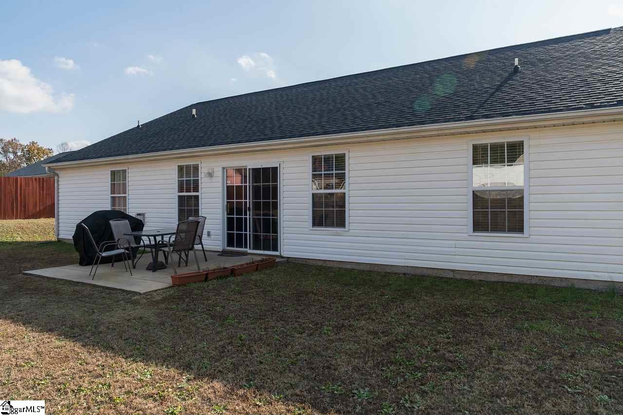 312 Honor Road Duncan, SC 29334 - Photo 6 of 30 Gallery Image 6