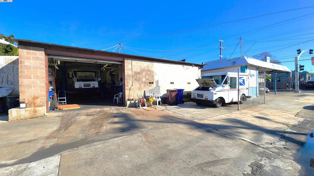 2601 35th Avenue Oakland, CA 94619 - Photo 7 of 8 a car parked in front of garage