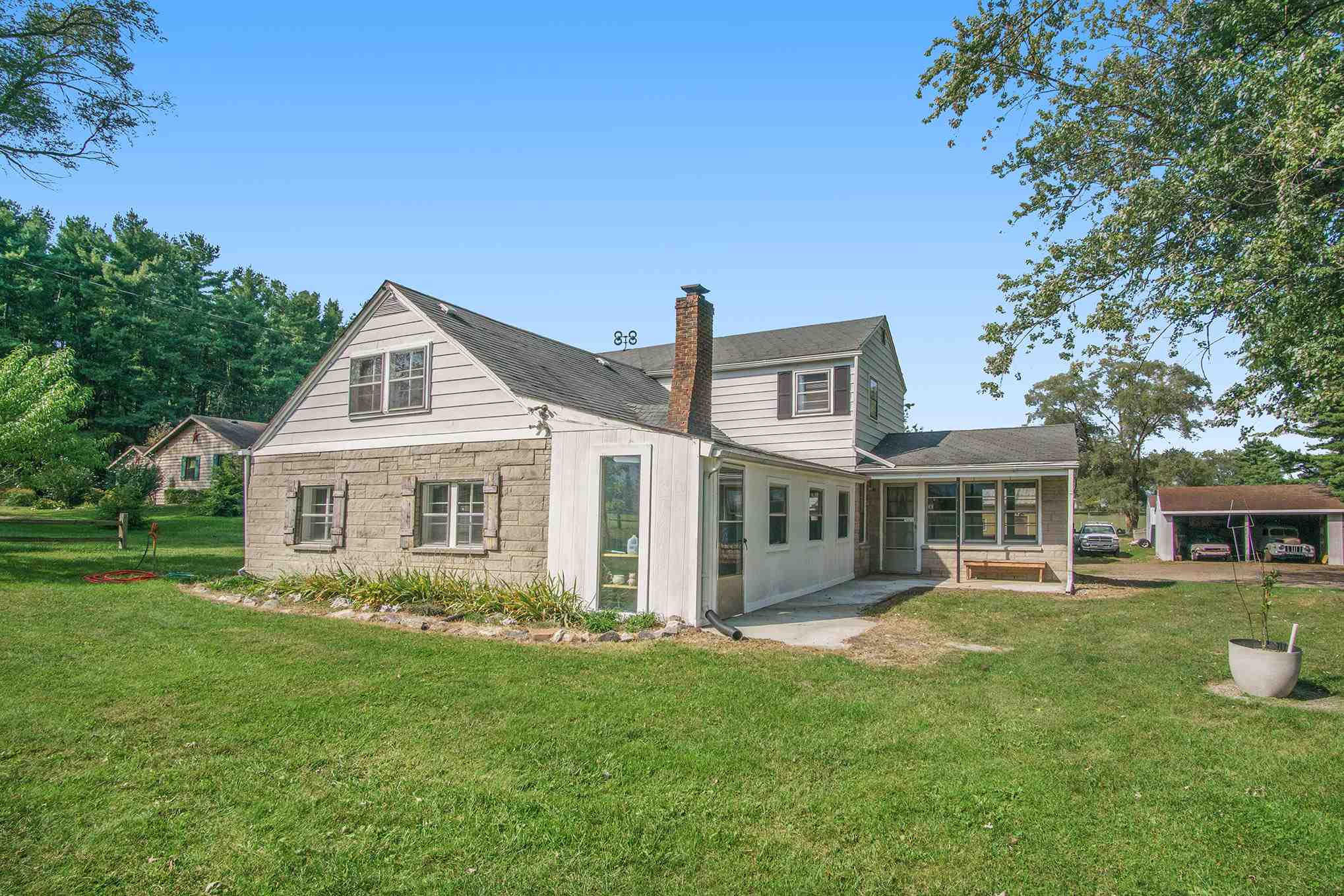 23605 Adams Road South Bend, IN 46628 - Photo 3 of 30