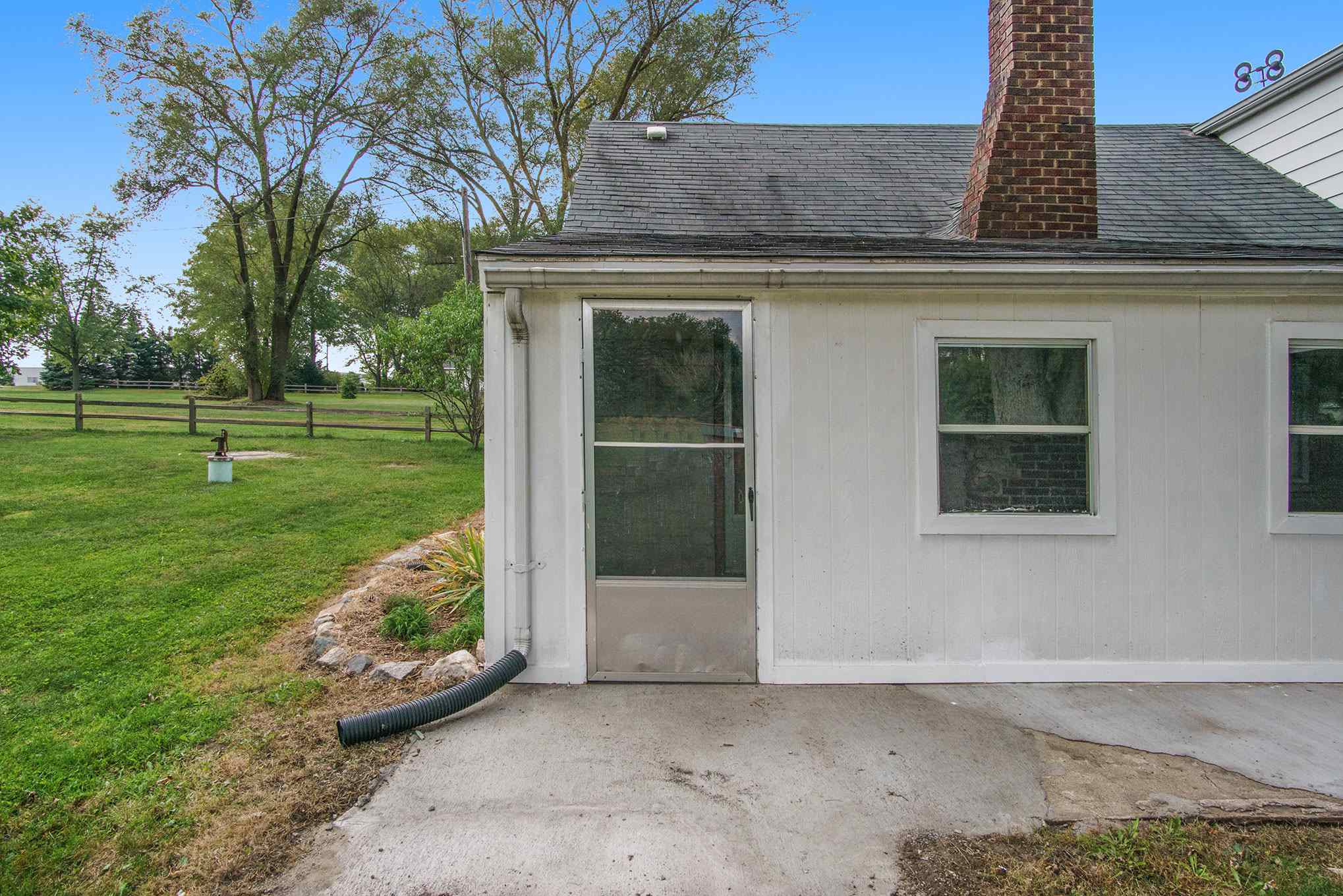 23605 Adams Road South Bend, IN 46628 - Photo 7 of 30
