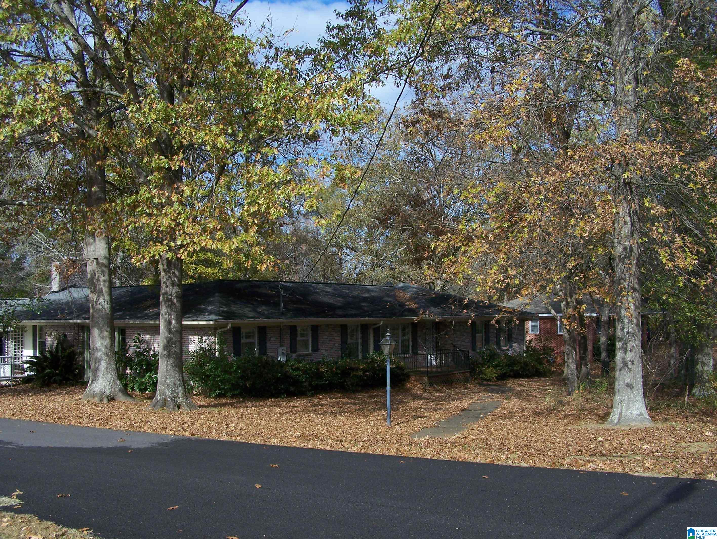 400 Williams Avenue Rainbow City, AL 35906 - Photo 2 of 47