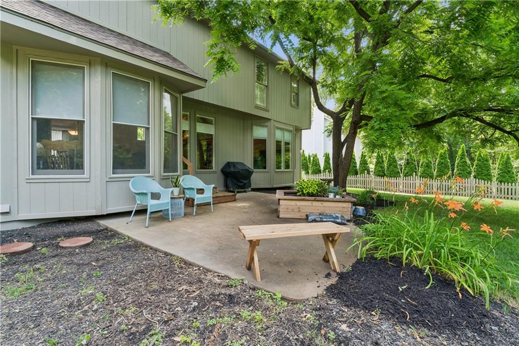 1325 Inverness Drive Lawrence, KS 66049 - Photo 67 of 71