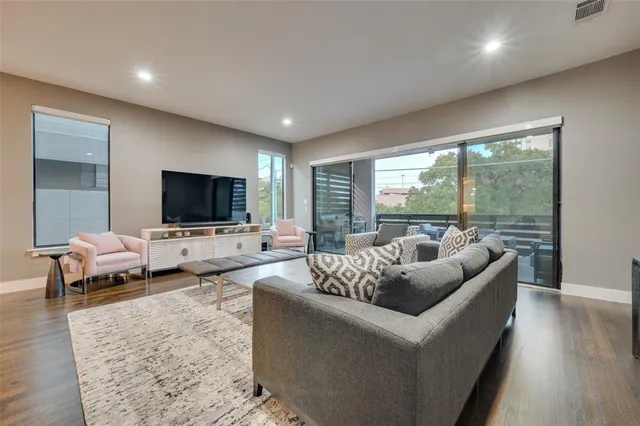 $1,289,000 | 3815 Throckmorton Street, Dallas, TX 75219