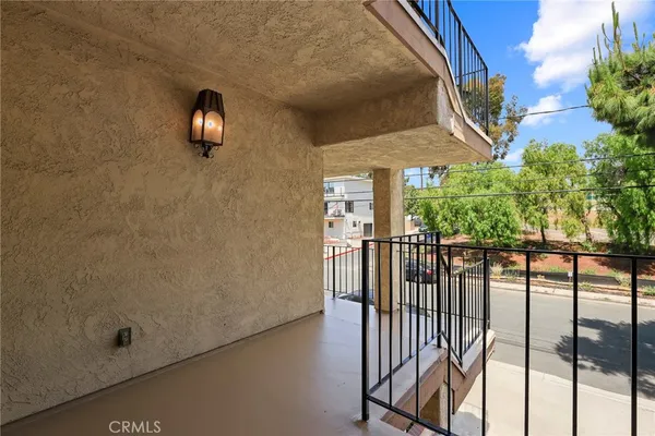 $799,000 | 2662 East 20th Street, Unit 307, Signal Hill, CA 90755