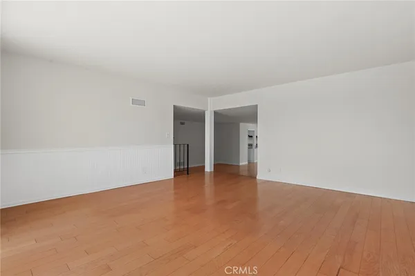 $799,000 | 2662 East 20th Street, Unit 307, Signal Hill, CA 90755