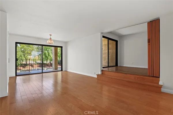 $799,000 | 2662 East 20th Street, Unit 307, Signal Hill, CA 90755