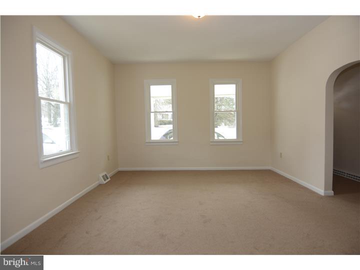 805 High Boulevard Reading, PA 19607 - Photo 3 of 19 Gallery Image 3