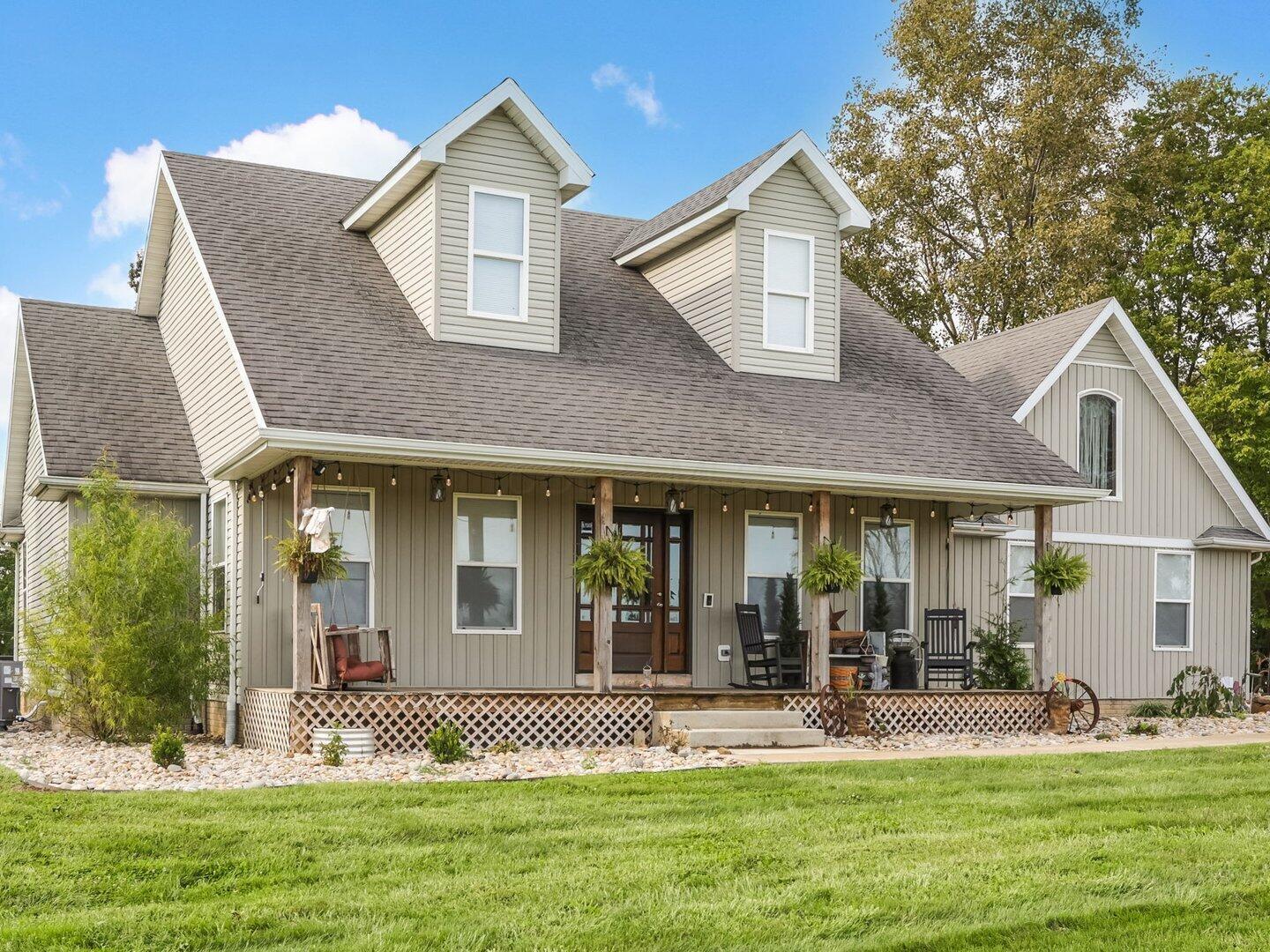 27415 Caldwell Road Circleville, OH 43113 - Photo 4 of 80 3-custom-939A4734 - Copy