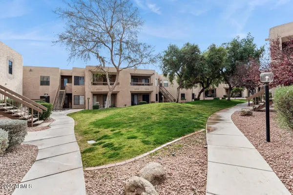 $214,999 | 14645 North Fountain Hills Boulevard, Unit 217, Fountain Hills, AZ 85268