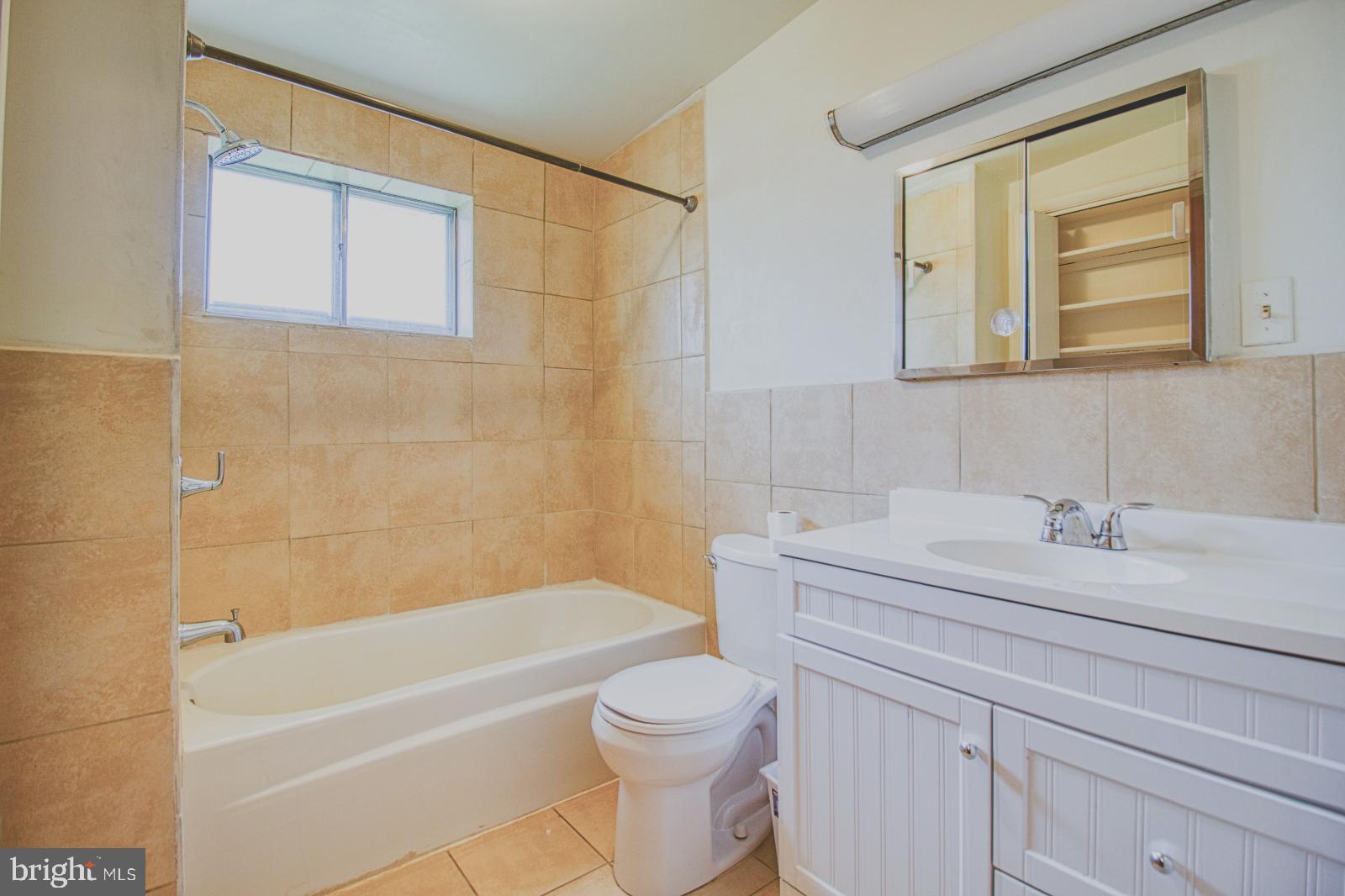 2446 Forest Green Road Baltimore, MD 21209 - Photo 18 of 26