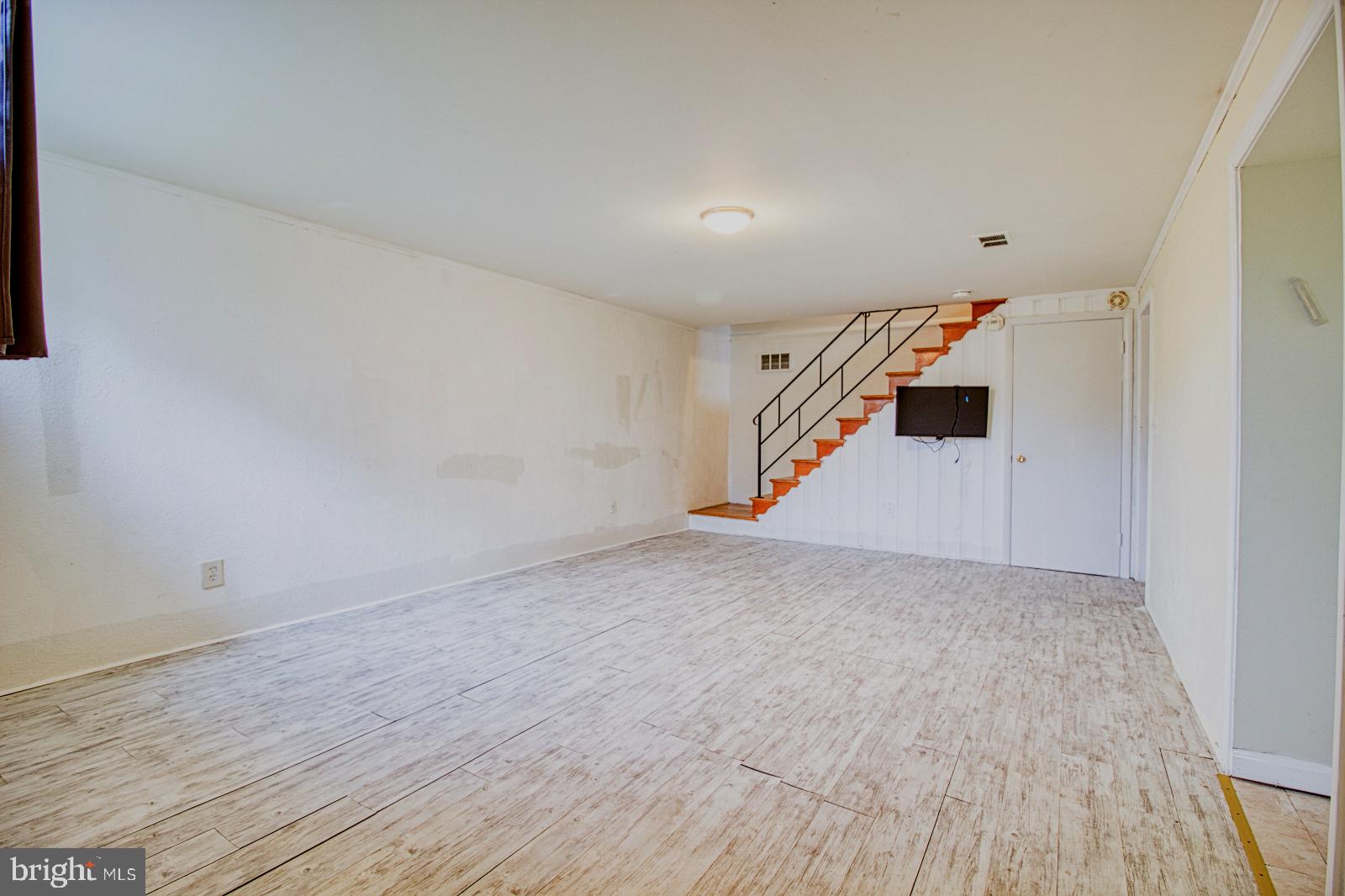 2446 Forest Green Road Baltimore, MD 21209 - Photo 19 of 26