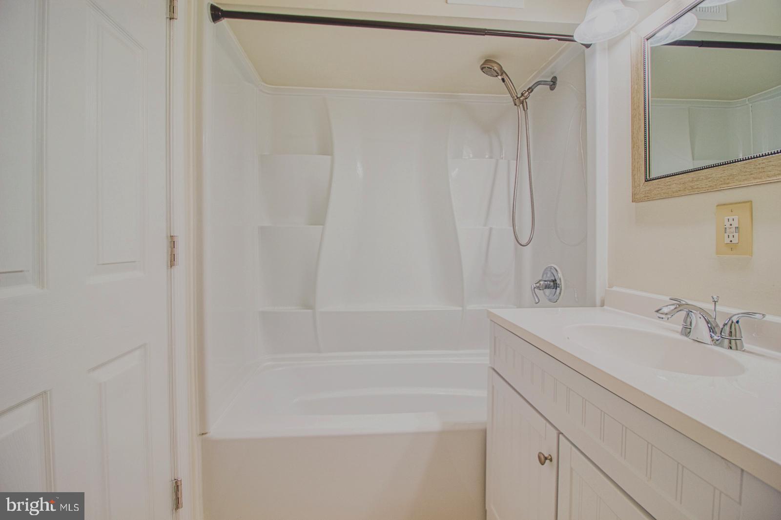 2446 Forest Green Road Baltimore, MD 21209 - Photo 24 of 26