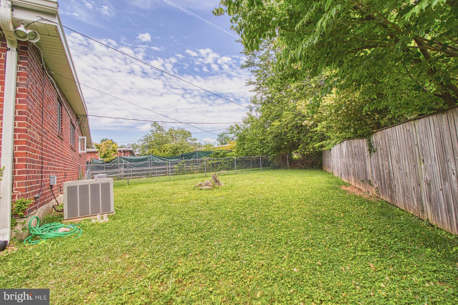 2446 Forest Green Road Baltimore, MD 21209 - Photo 26 of 26