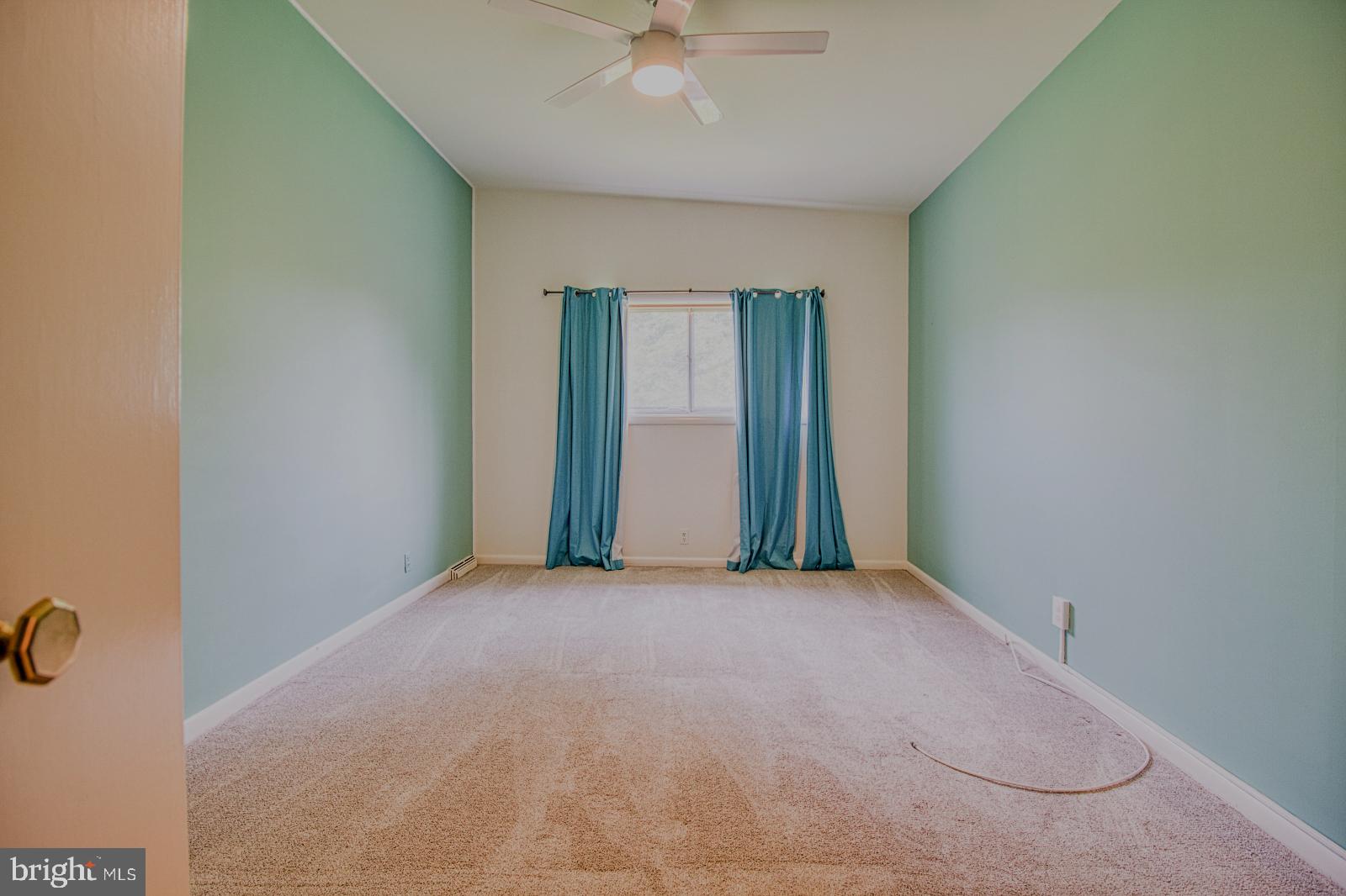 2446 Forest Green Road Baltimore, MD 21209 - Photo 10 of 26
