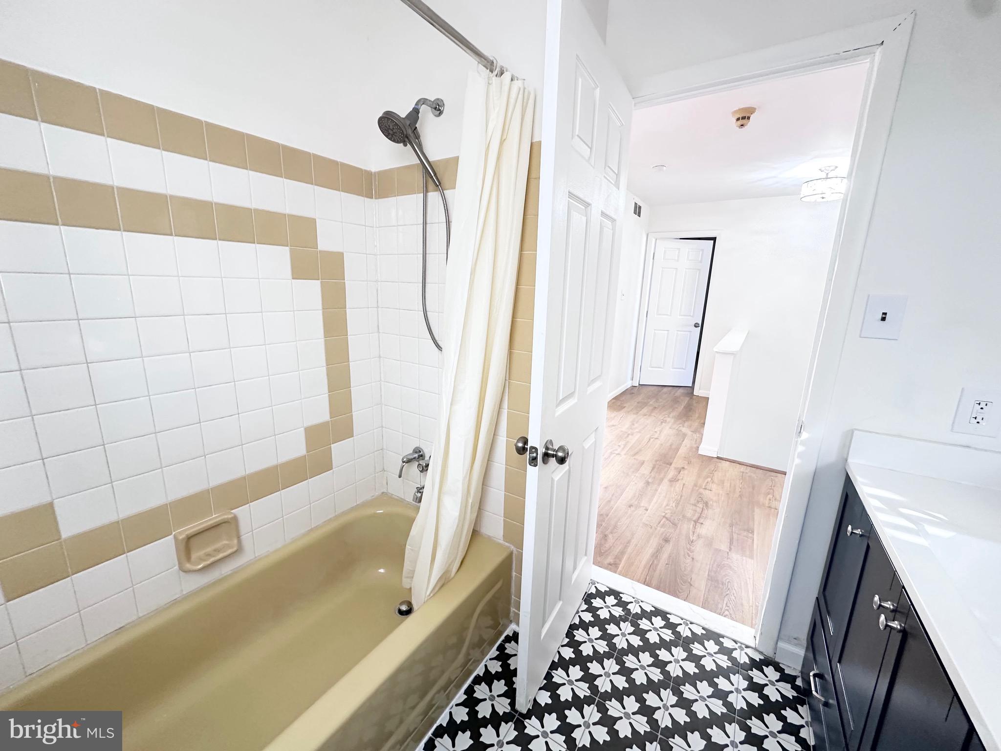 2 West High Ridge Road Cherry Hill, NJ 08003 - Photo 26 of 41