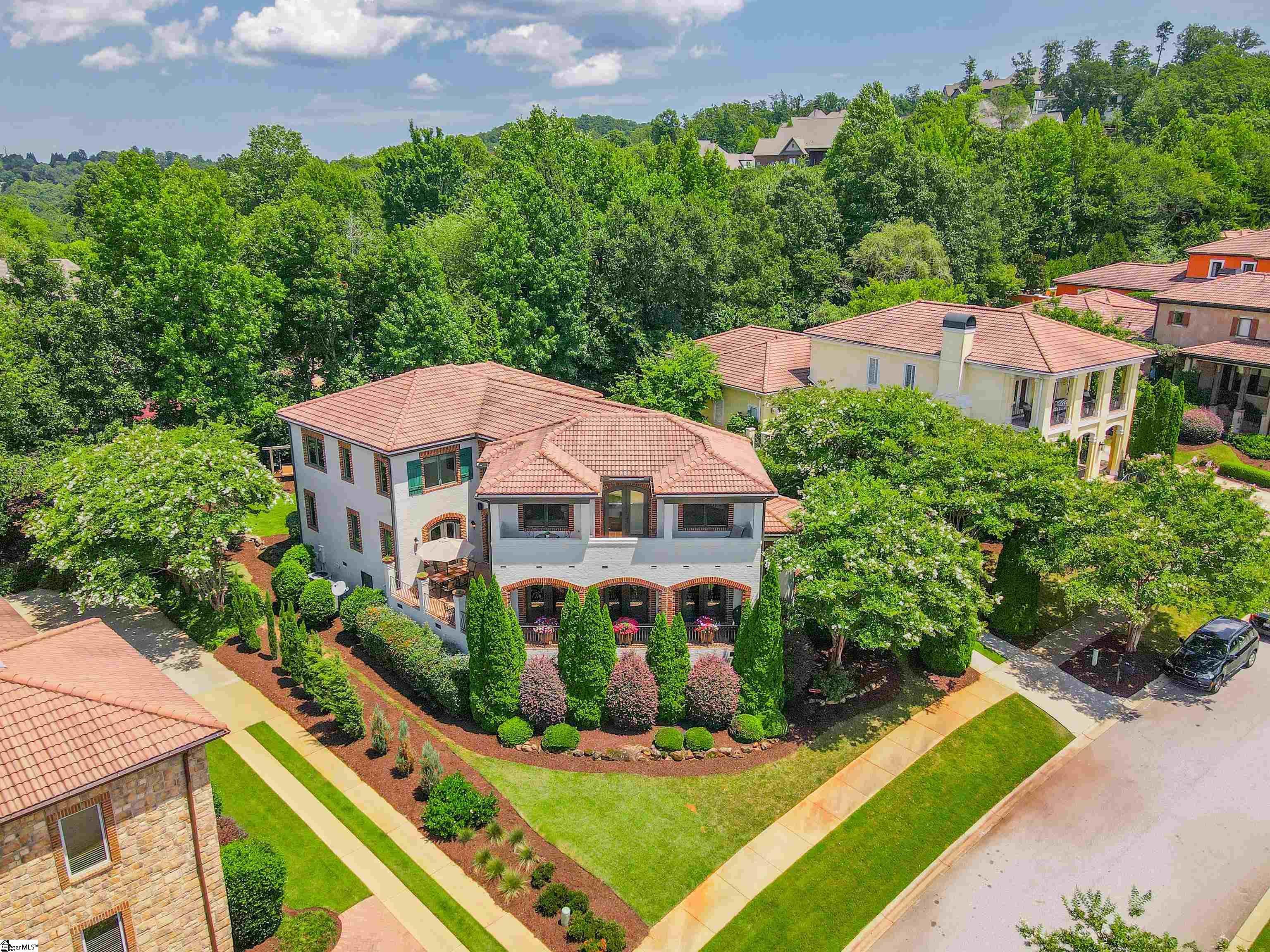 313 Sorono Drive Greenville, SC 29609 - Photo 2 of 36