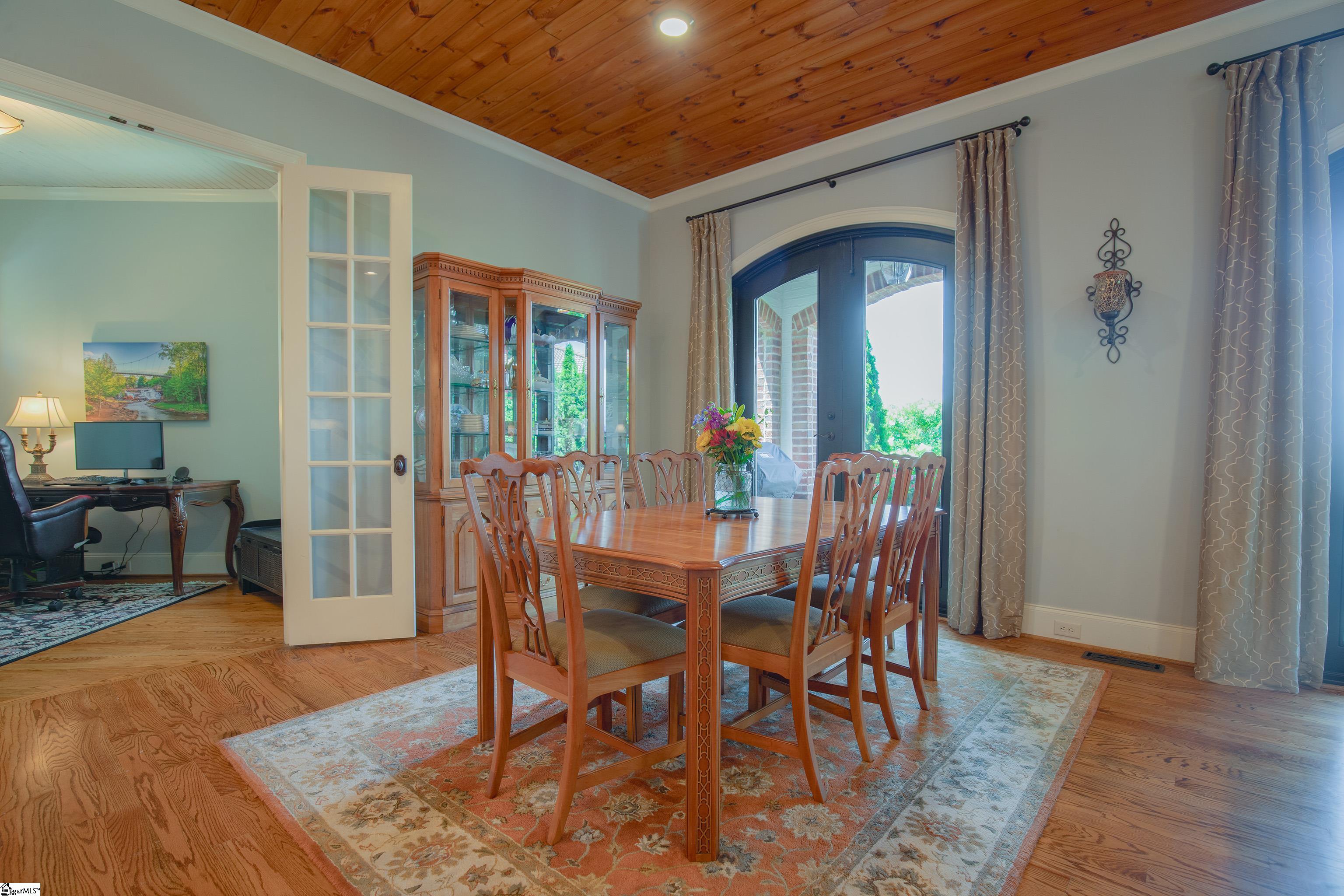 313 Sorono Drive Greenville, SC 29609 - Photo 9 of 36